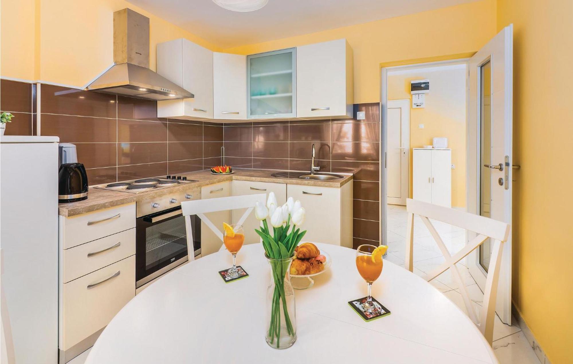 1 Bedroom Gorgeous Apartment In Opatija Zewnętrze zdjęcie