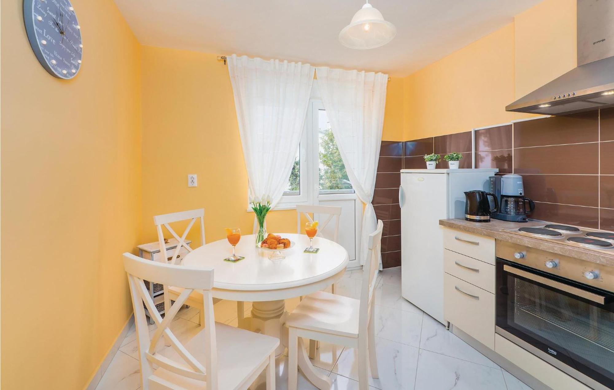 1 Bedroom Gorgeous Apartment In Opatija Zewnętrze zdjęcie